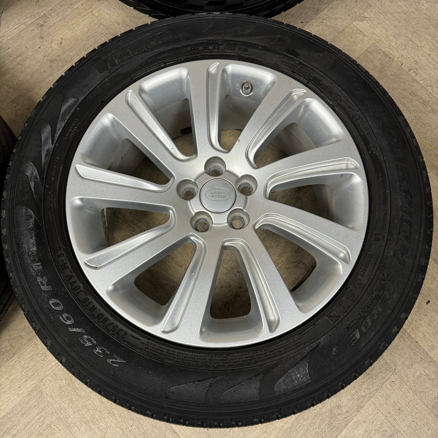 18'' GENUINE RANGE ROVER EVOQUE DISCOVERY SPORT LAND ALLOY WHEELS TYRES