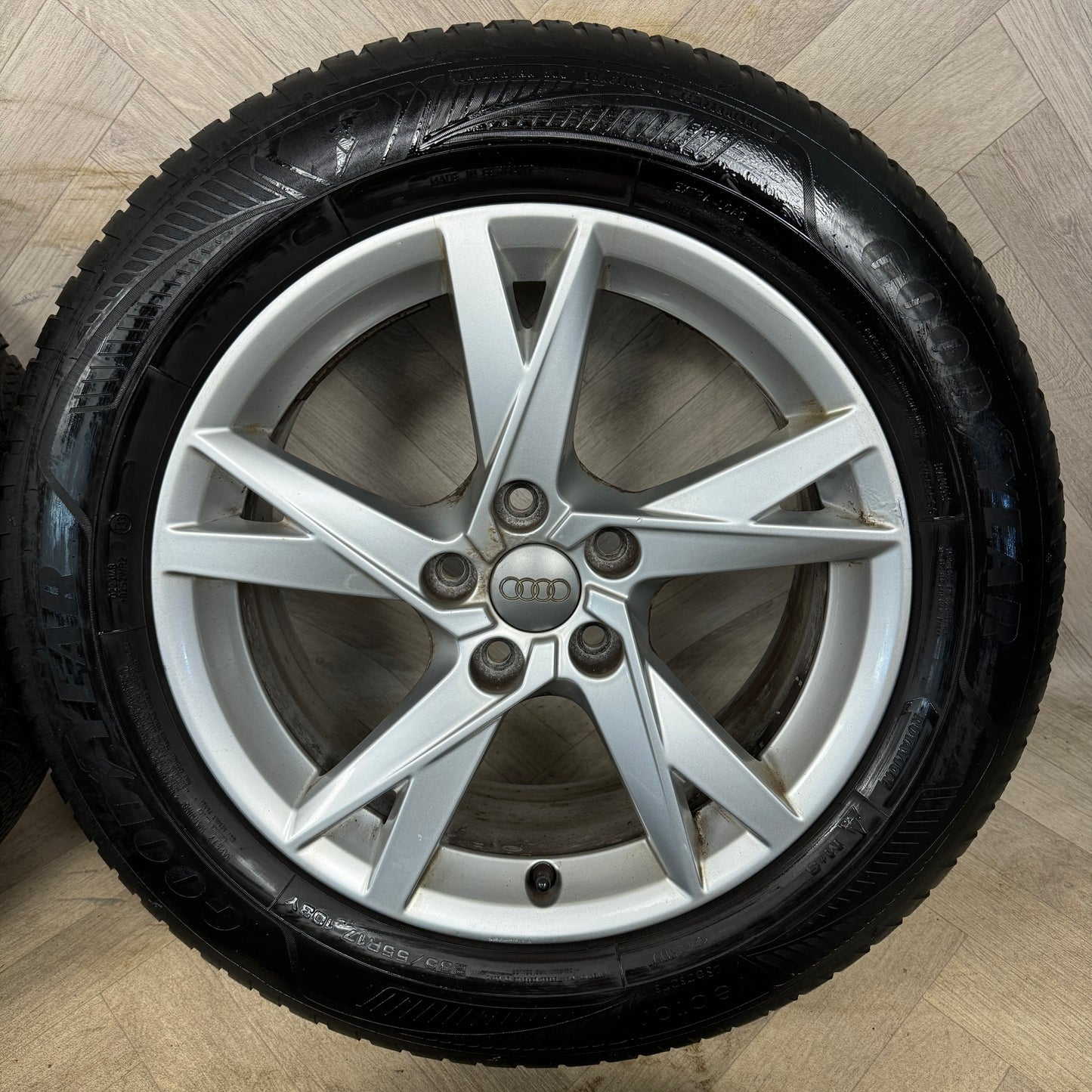 17'' GENUINE AUDI Q3 5 Y SPOKE TIGUAN ALLOY WHEELS TYRES ALLOYS 5X112