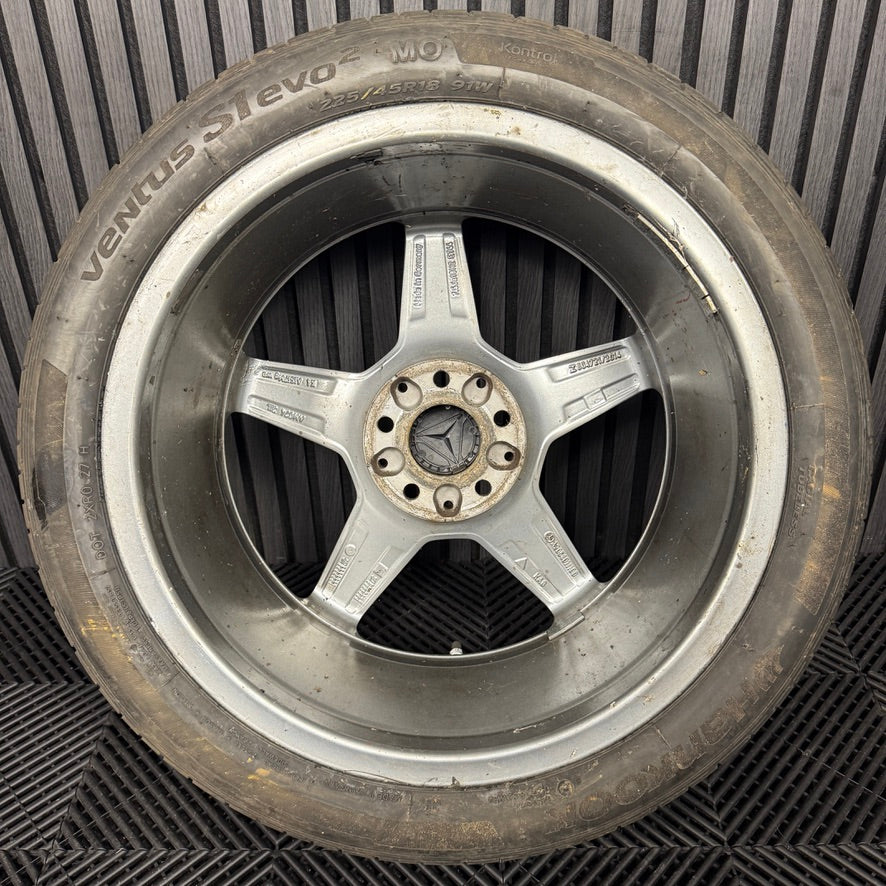 1X 18" GENUINE AMG MERCEDES C CLASS SPORT ALLOY WHEEL TYRE W205 FRONT  5X112 FITMENT  7.5J ET44 PART: A2054011100
