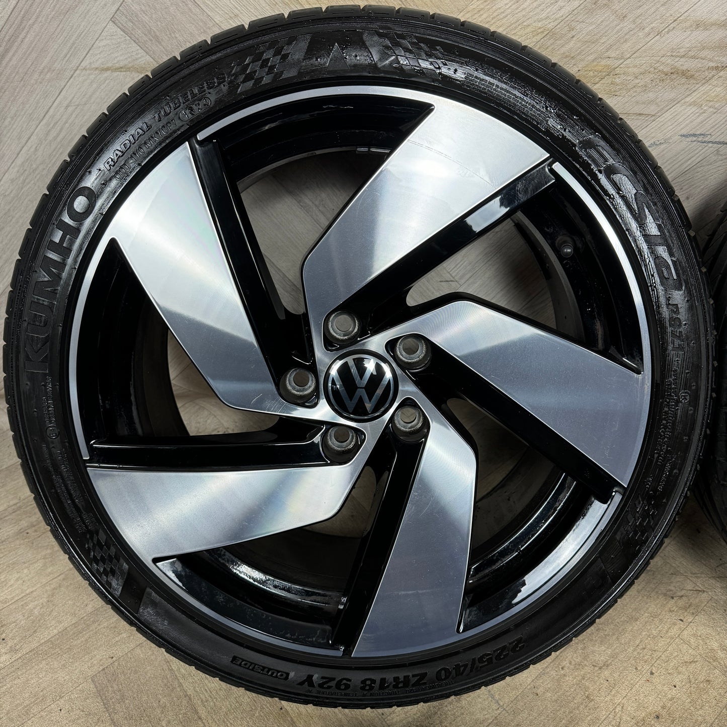 18" GENUINE VW GOLF GTI MK8 R LINE GT GTD RICHMOND MK6 MK7 ALLOY WHEEL