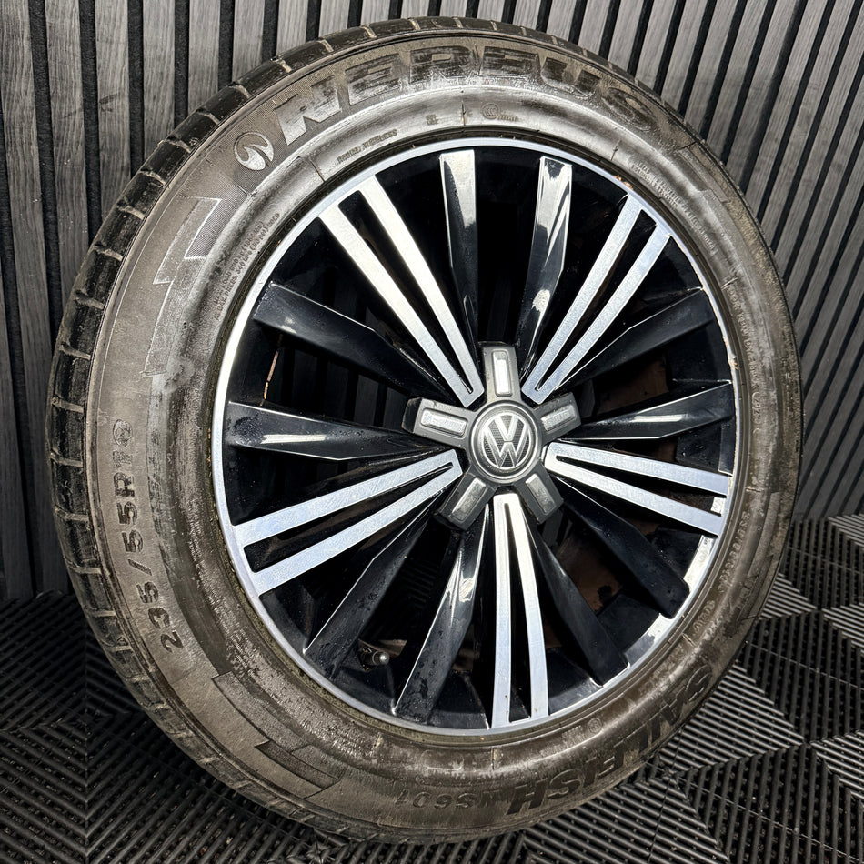 1X 18'' Genuine VW Tiguan Patagonia Black dc Alloy Tyre Wheel Single 5Na601025C