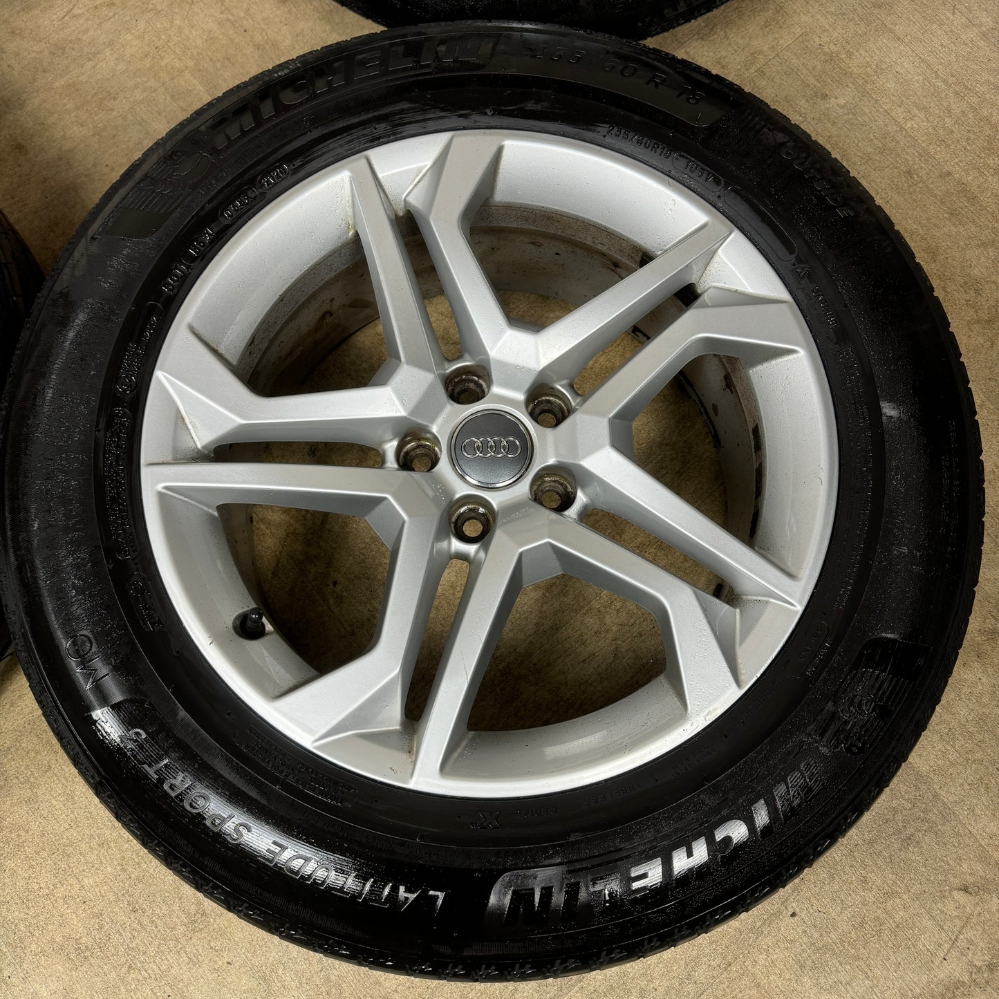 18'' GENUINE AUDI Q5 STAR SPOKE ALLOY WHEELS TYRES ALLOYS