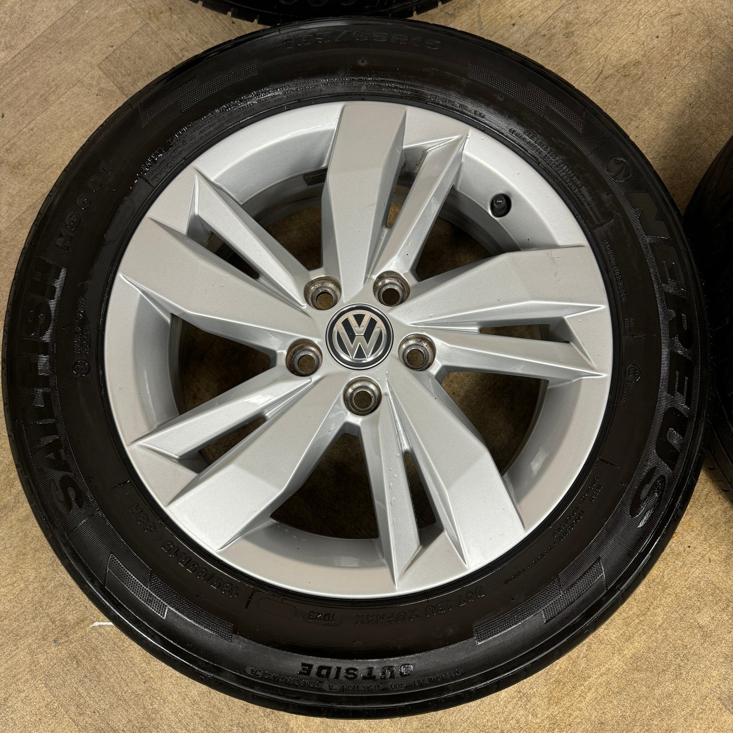 15'' GENUINE VW POLO NEW MODEL ALLOY WHEELS ALLOYS TYRES IBIZA 5X100