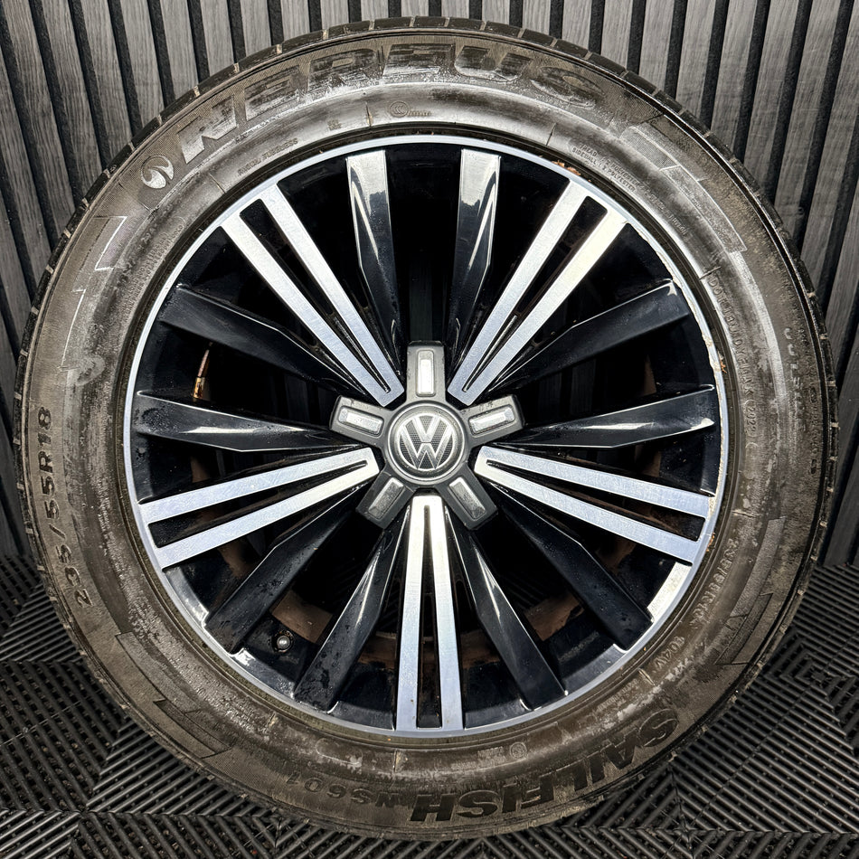 1X 18'' Genuine VW Tiguan Patagonia Black dc Alloy Tyre Wheel Single 5Na601025C