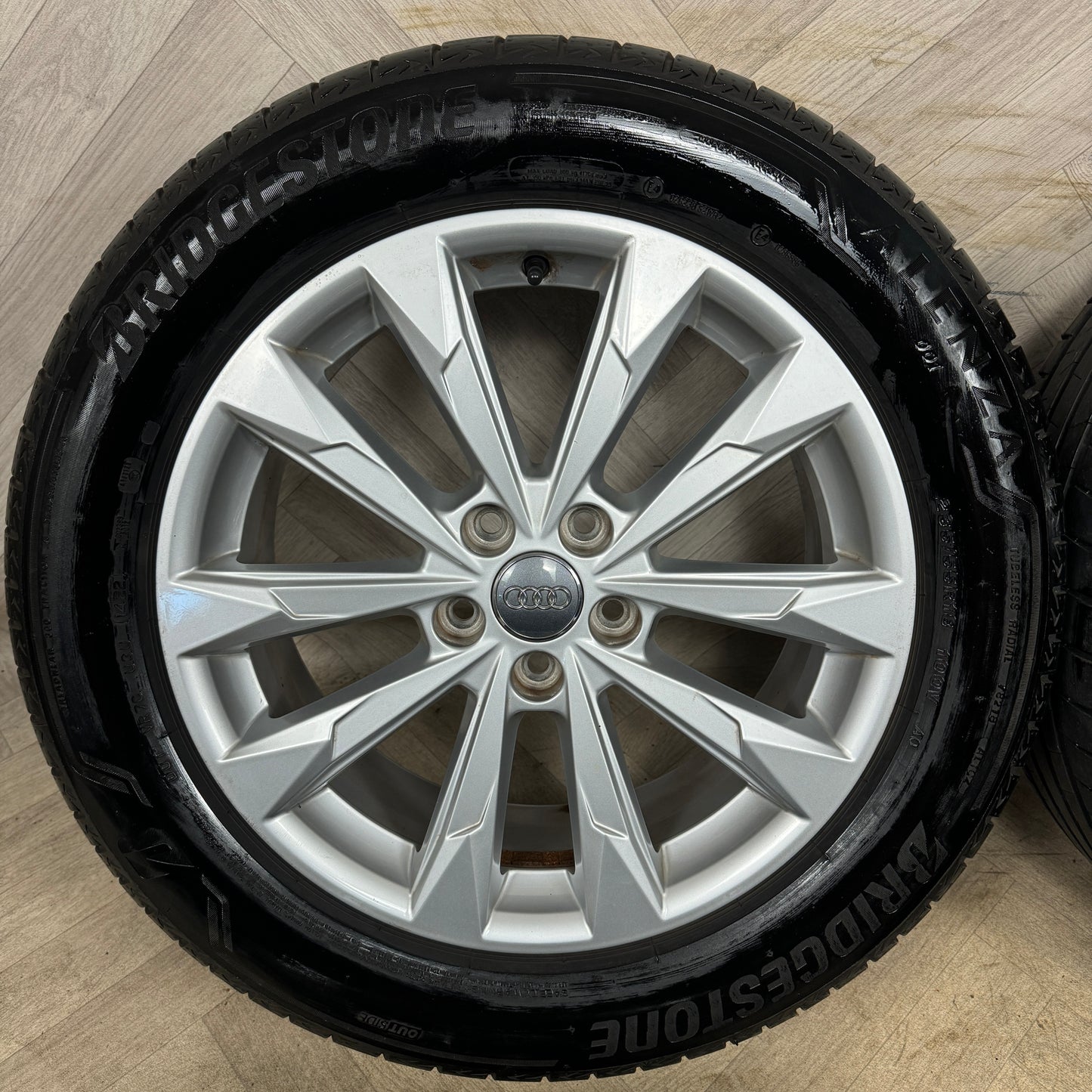 18'' GENUINE AUDI Q3 5 DOUBLE SPOKE NEW MODEL ALLOY WHEELS TYRES ALLOYS