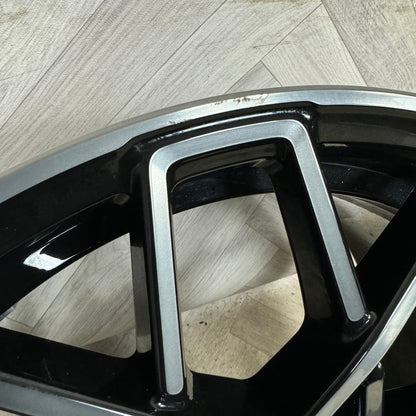 1X 20'' GENUINE BMW F91 F92 F93 M8 F90 M5 813M ALLOY WHEEL BLACK REAR 10.5J ET28 PART: 8089569