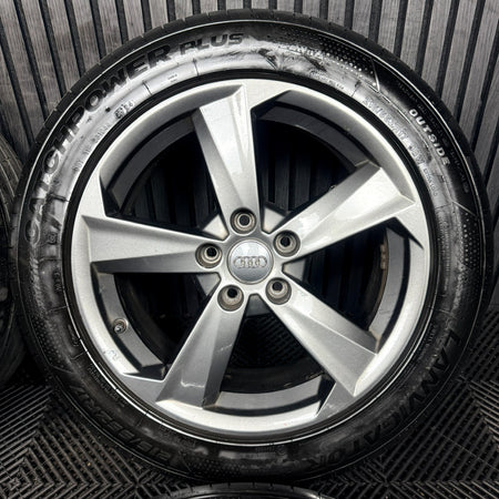 17'' Audi Q2 5 Spoke Grey Alloy Wheels Tyres Alloys 81A601025B Genuine