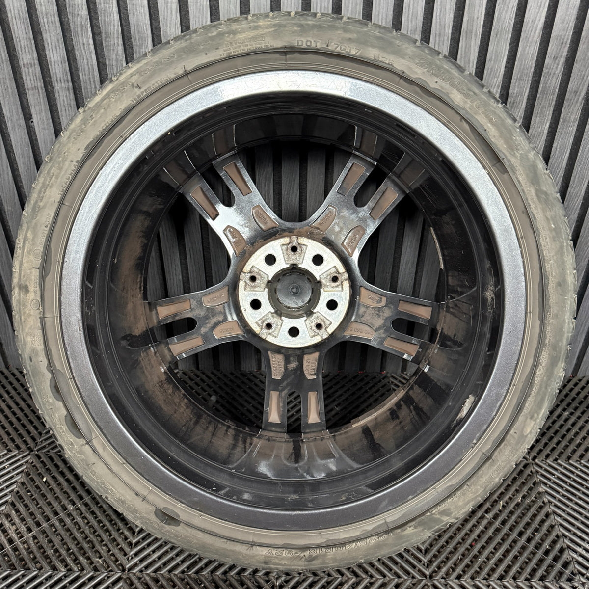 1x 18'' BMW 1 Series 819 M Sport 2 F40 F44 Alloy Wheels Tyre 8092352 Genuine OEM