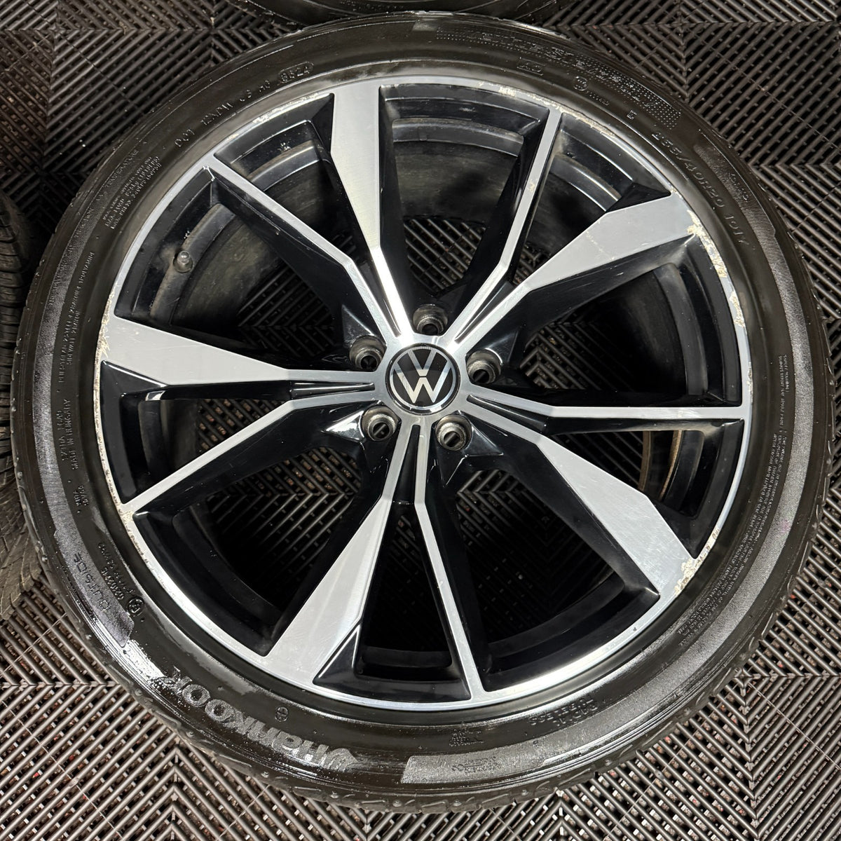 20'' GENUINE VW TIGUAN R LINE MISANO ALLOY WHEELS TYRES ALLOYS 5NA601025AH
