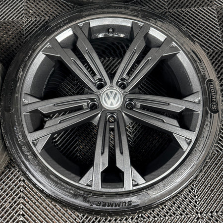 18" VW Golf Seville Grey GTD GT Mk7 Alloy Wheel Tyres 5G0601025CM Genuine
