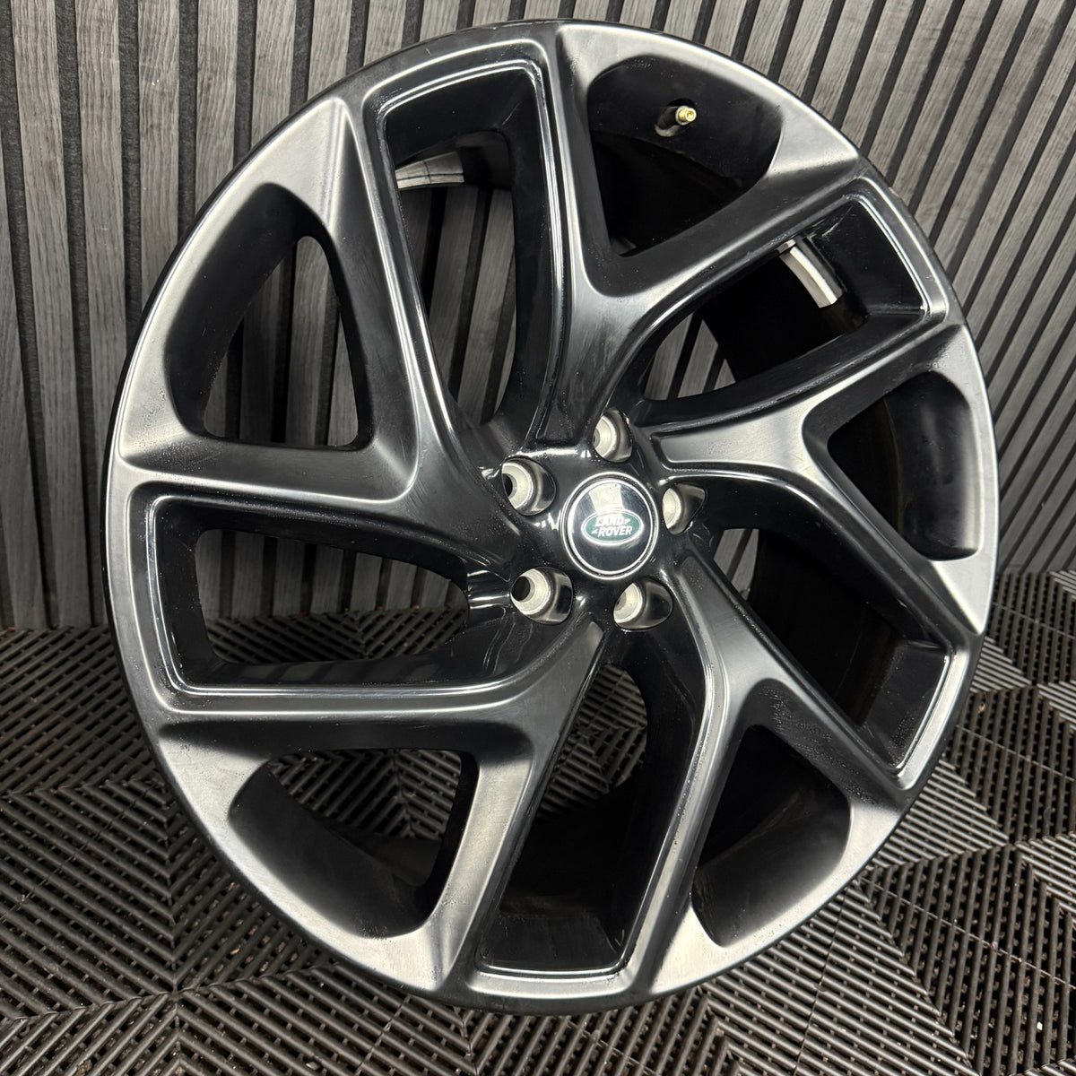 1X 22'' GENUINE RANGE ROVER SPORT LAND BLACK L461 5131 ALLOY WHEEL N9XM-1007-AA