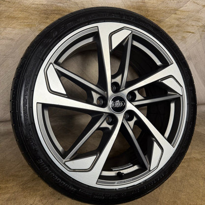 1X 19'' GENUINE AUDI S3 A3 GREY DC TRAPEZOID ALLOY WHEEL TYRE 8Y0601025R