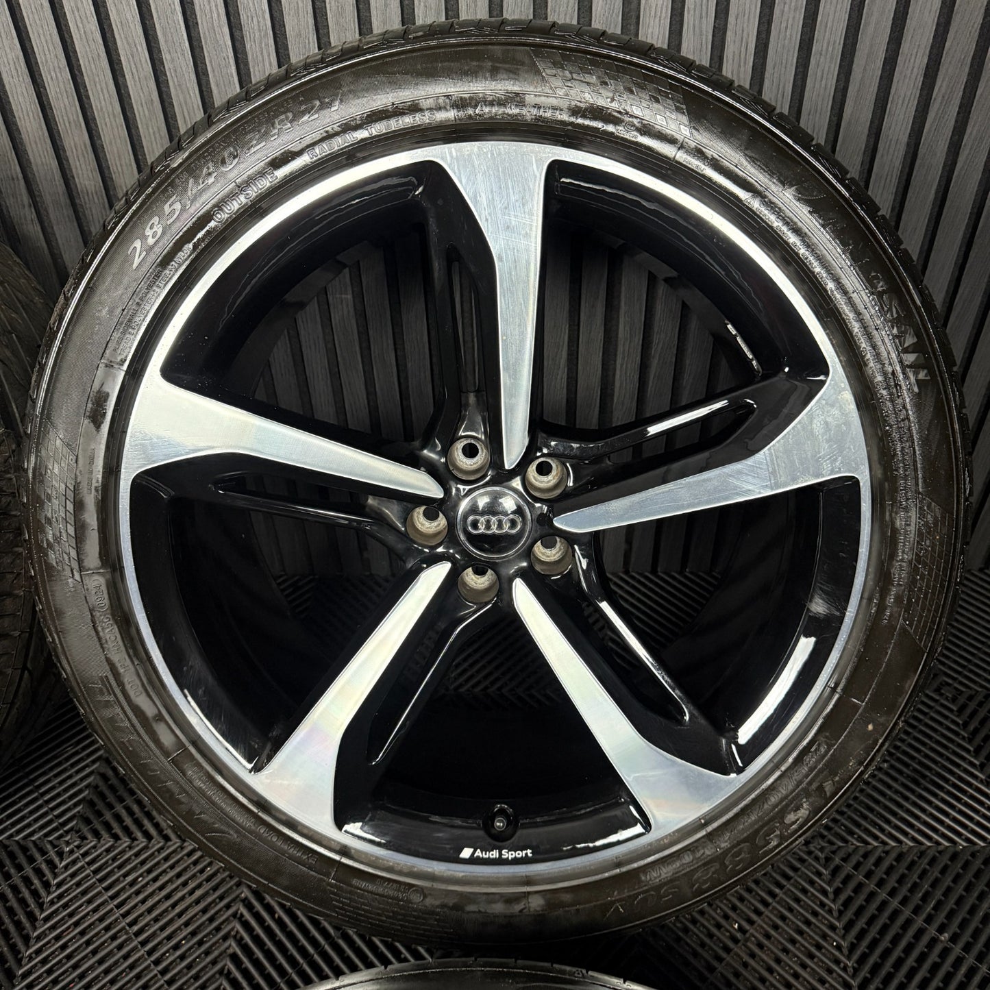 21'' GENUINE AUDI Q7 S LINE RS BLACK DC ALLOY WHEELS ALLOYS TYRES 4M0601025AA