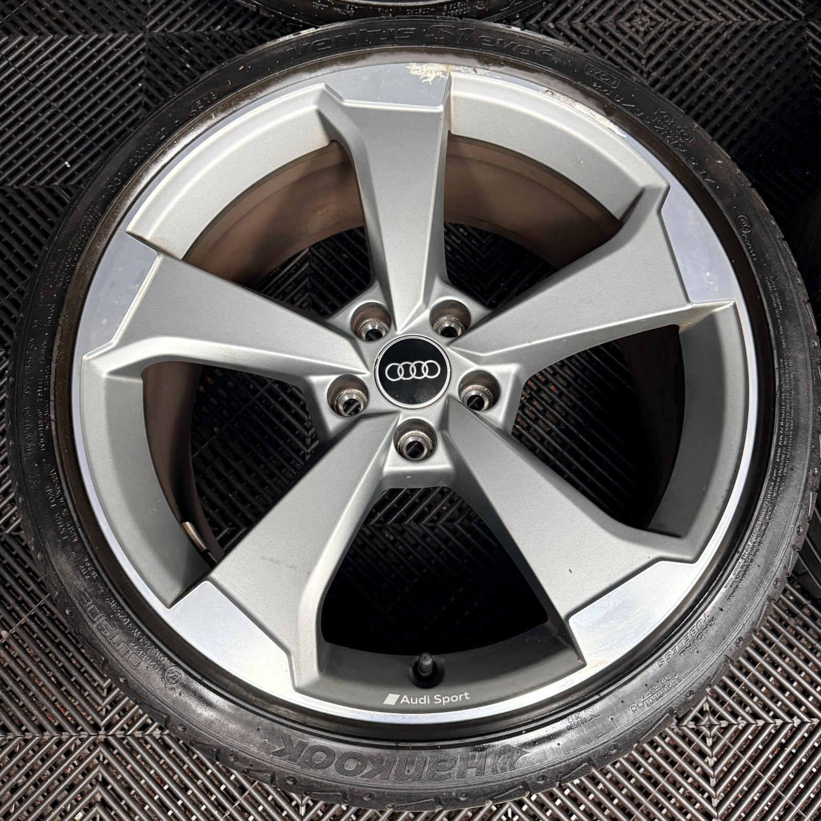 19'' Audi A4 S Line Black Edition B8 B9 Rotor Wheels Alloys 8W0601025CG Genuine