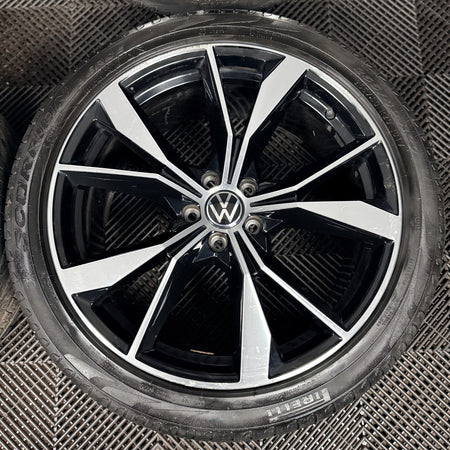 20'' VW Tiguan R Line Misano Alloy Wheels Tyres Alloys 5NA601025AH Genuine