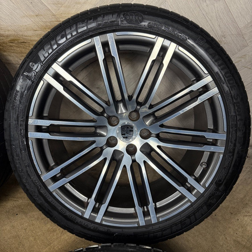 21'' GENUINE PORSCHE MACAN TURBO SPYDER ALLOY WHEELS TYRES 95B601025AT BA