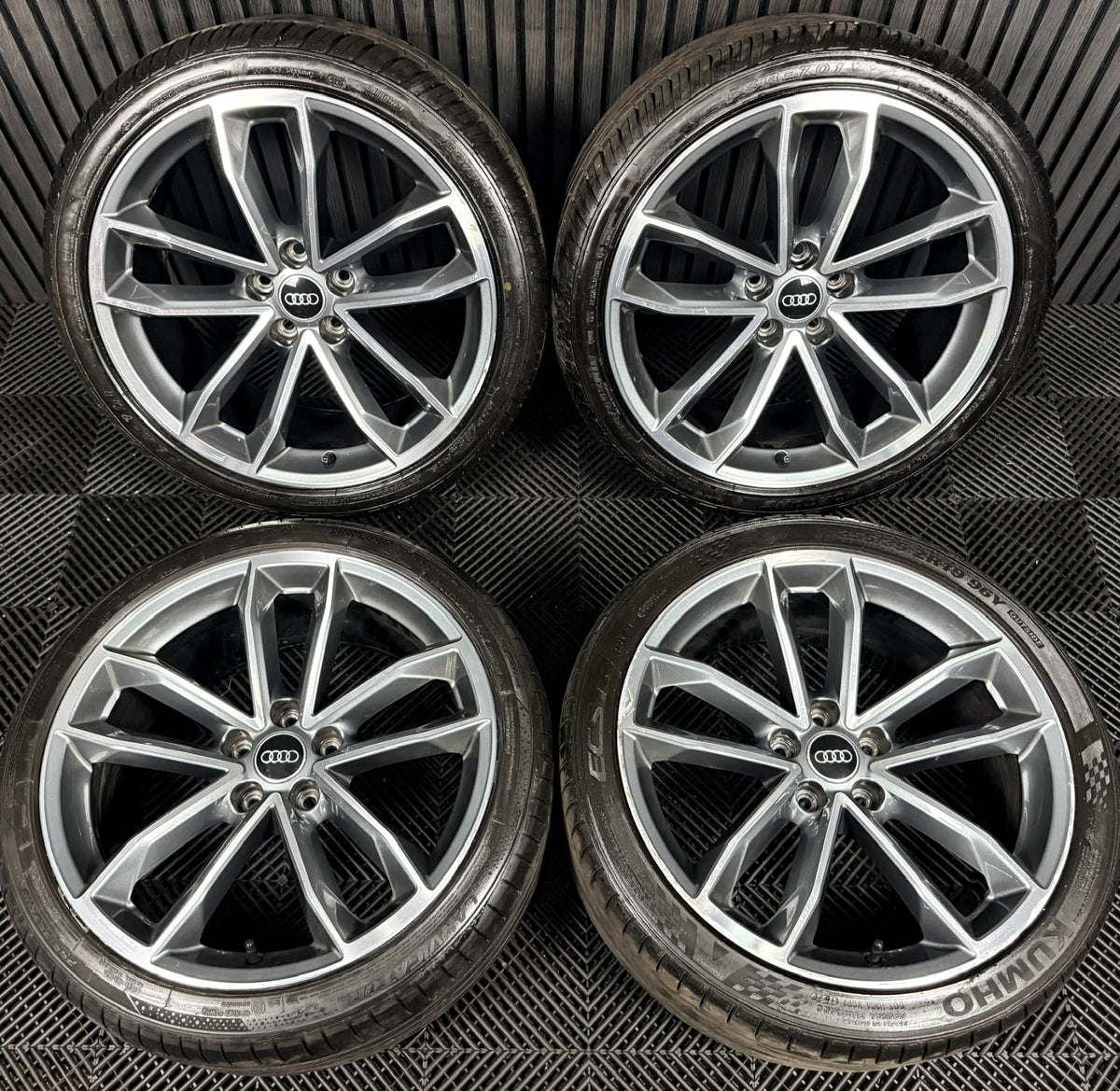 19'' Audi A5 S Line S5 Alloy Wheels Alloys Tyres 8W0601025DF Genuine