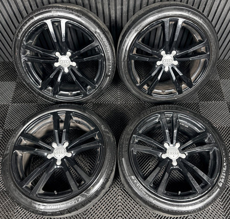 18'' Audi A3 S Line Black Saloon Wheels Alloys Tyres 8V0601025BC Genuine