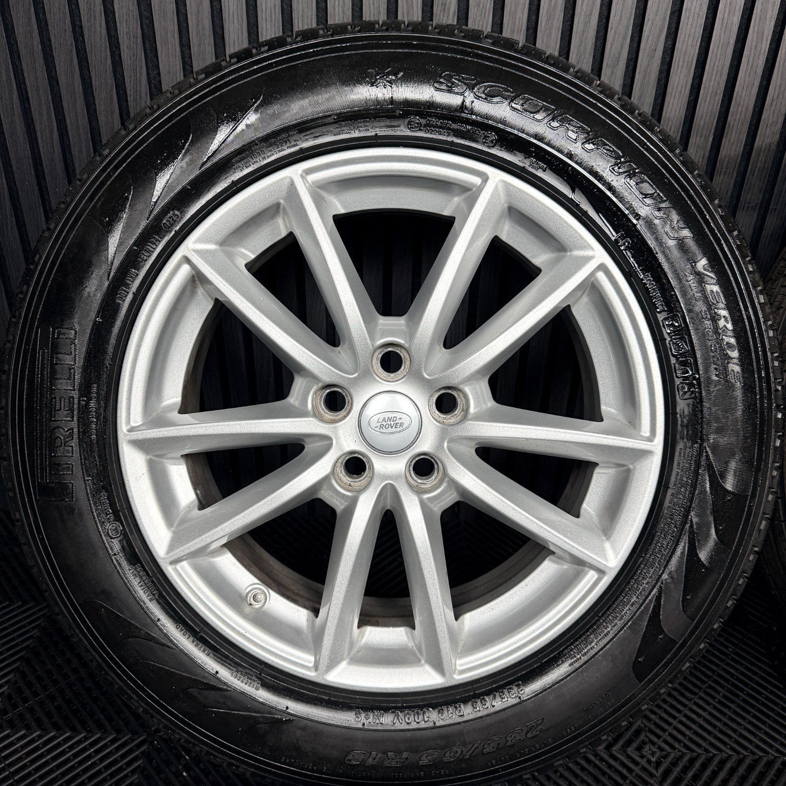 19" Range Rover Sport Land Discovery 5 Vogue Wheels Tyres Alloys L494 Genuine