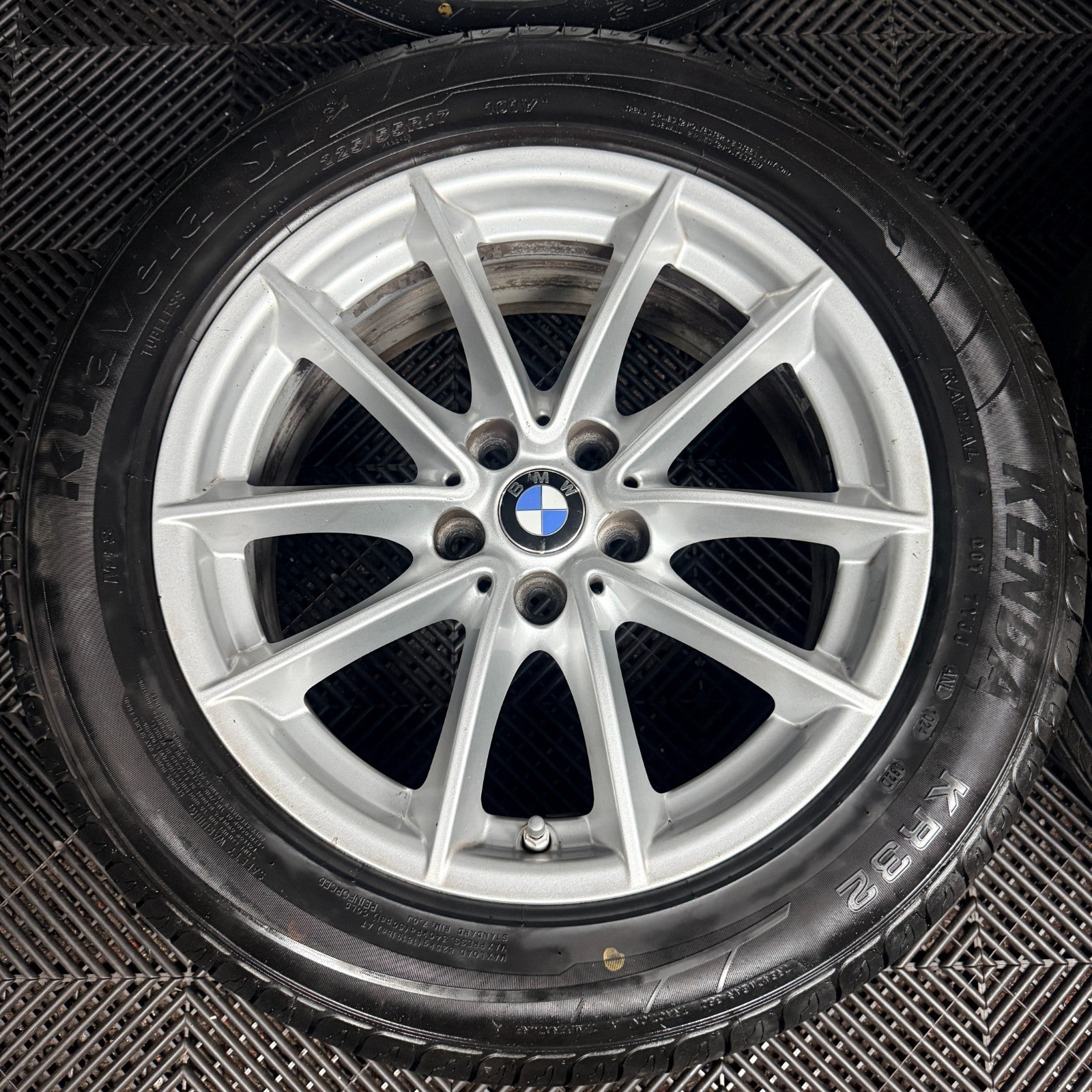 17" Bmw 5 Series 618 Silver Multispoke G30 G31 Alloy Wheel Tyres 6868217 Genuine
