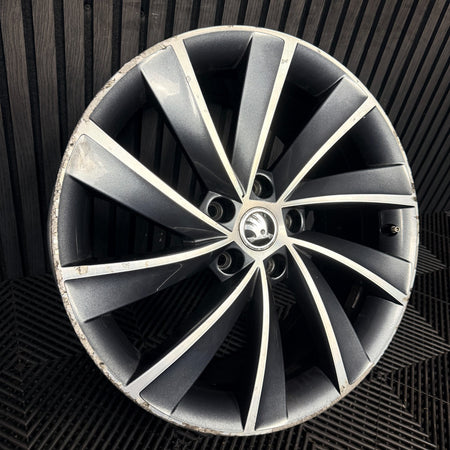 1X 18'' Skoda Superb Mk3 3V Alloy Wheel 3V0601025L Spare Genuine Single