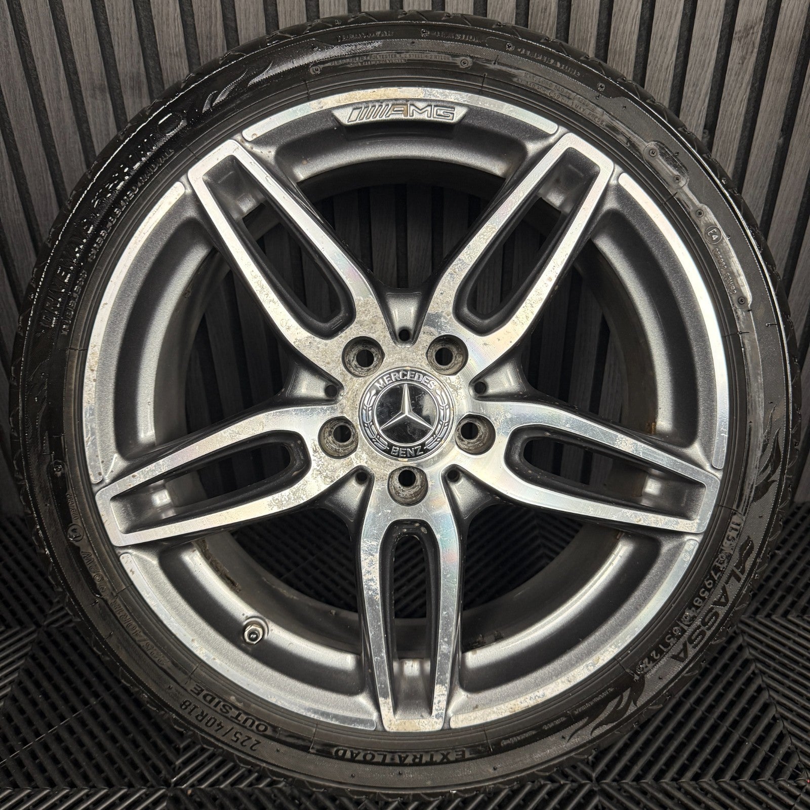 1X 18'' GENUINE AMG MERCEDES A B CLASS CLA GREY DC ALLOY WHEEL TYRE A1764010700