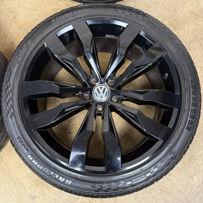 20'' GENUINE VW TIGUAN R LINE SUZUKA BLACK ALLOY WHEELS TYRES ALLOYS 5NA601025G
