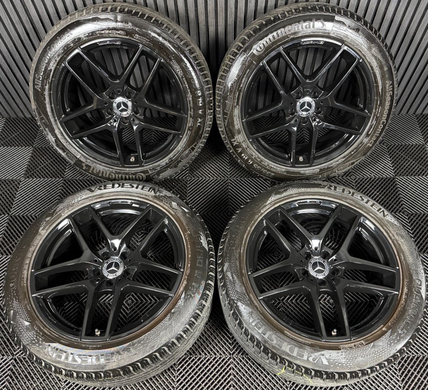 19'' GENUINE MERCEDES AMG GLC COUPE BLACK SPORT ALLOY WHEELS WINTER TYRES 5X112