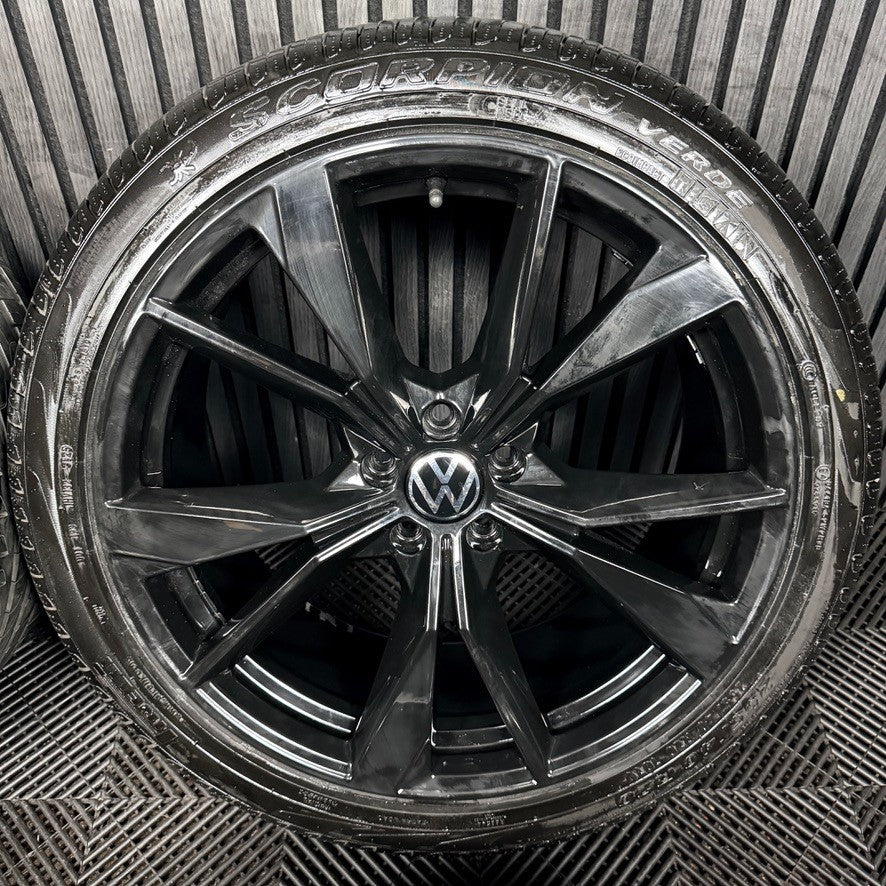 20'' VW Tiguan R Line Misano Black Alloy Wheels Tyres Alloys 5NA601025AH Genuine