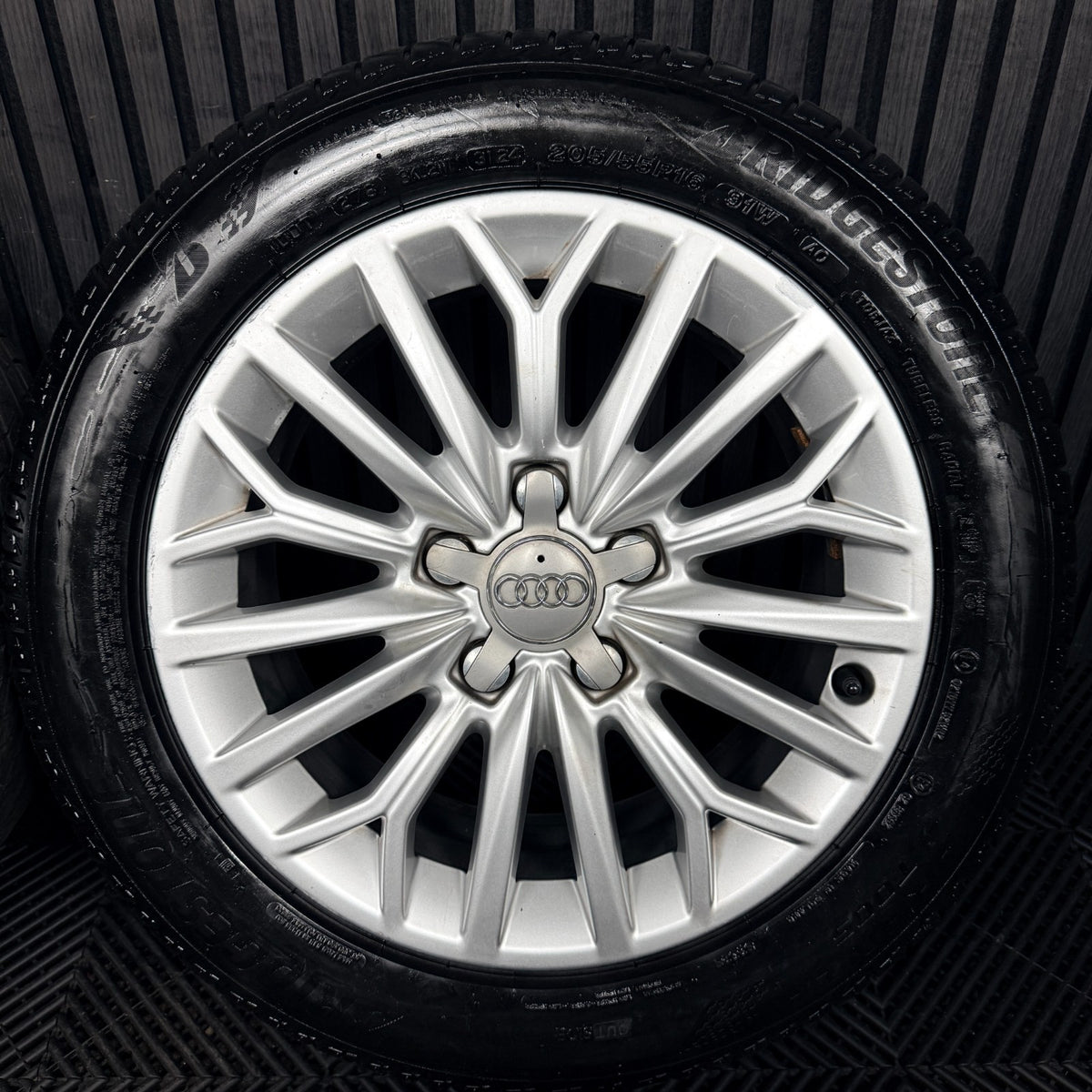 16'' Audi A3 Silver Multispoke Alloy Wheels Alloys Tyres 8V0601025BJ Genuine