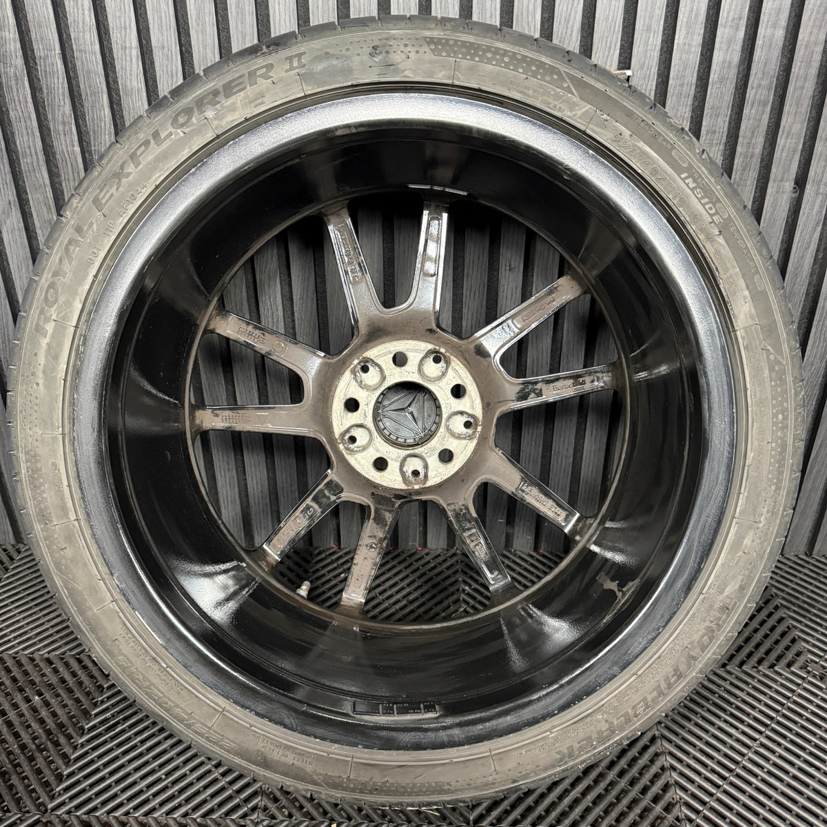 1X 19" GENUINE AMG MERCEDES C CLASS BLACK ALLOY WHEEL W205 FRONT A2054012200