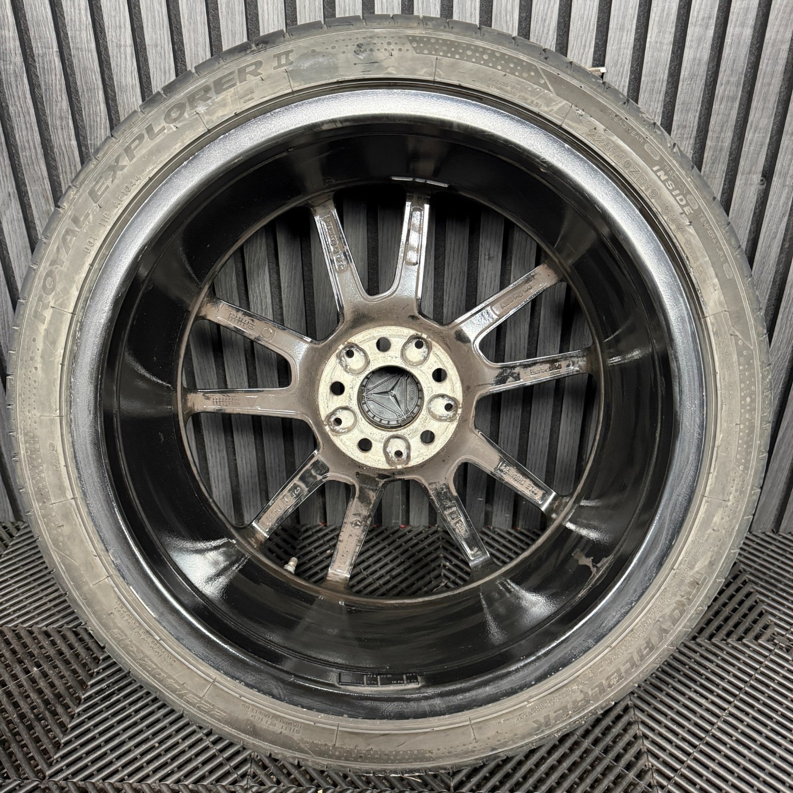1X 19" GENUINE AMG MERCEDES C CLASS BLACK ALLOY WHEEL W205 FRONT A2054012200