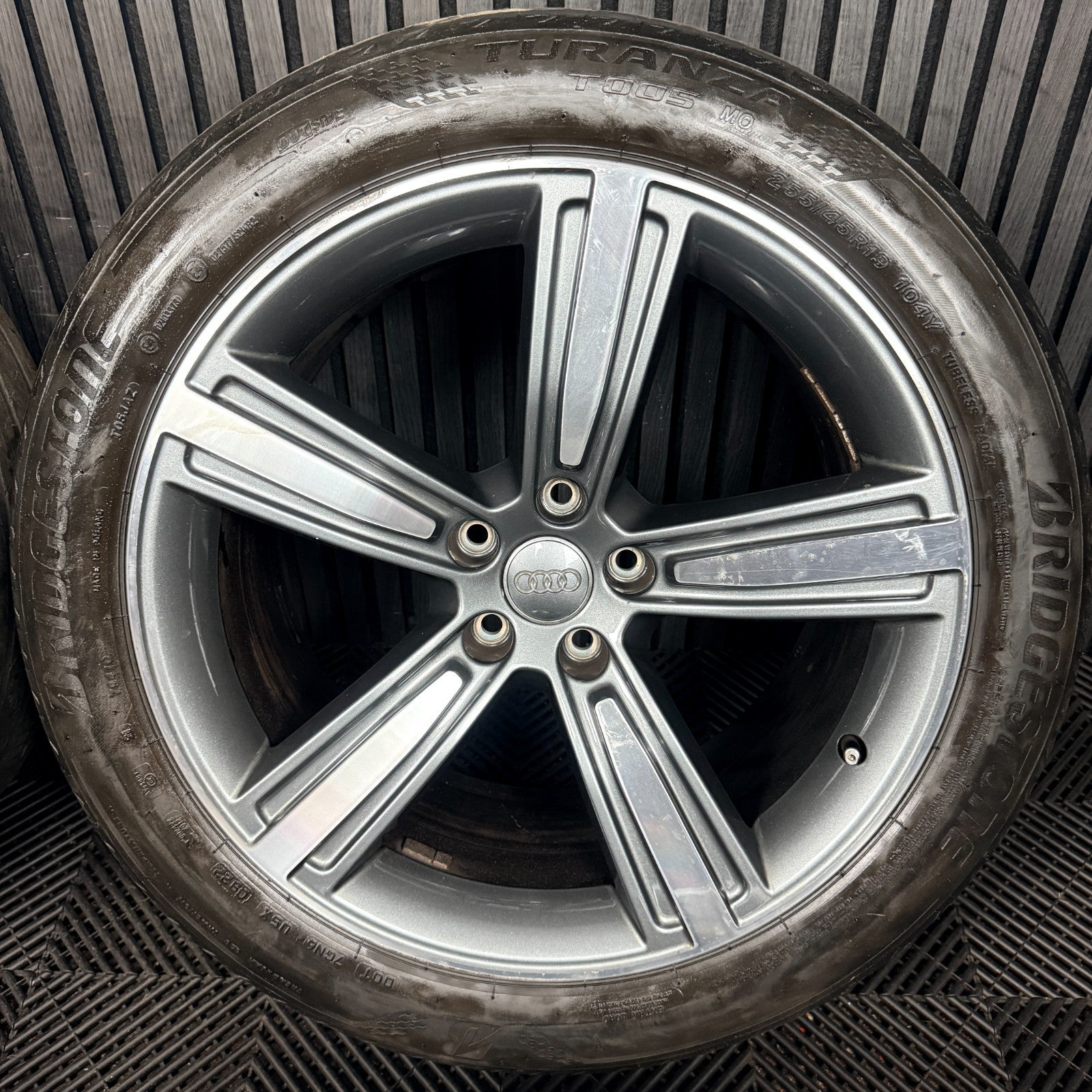 19’’ Audi A8 Grey DC 5 Spoke D5 4n Alloy Wheels Tyres 4N0601025N Genuine