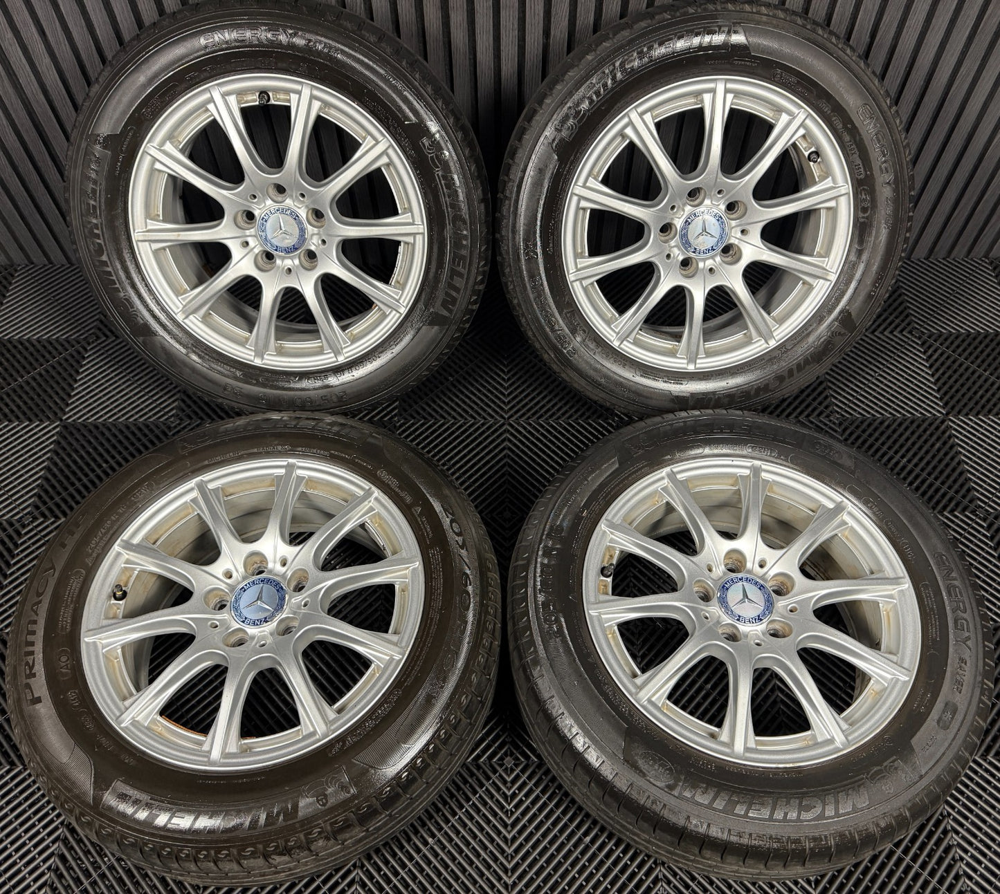 16'' GENUINE MERCEDES C CLASS W205 SILVER ALLOY WHEELS TYRES ALLOYS A2054012400