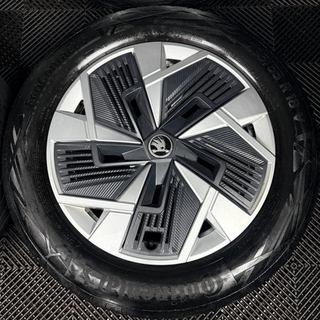 18'' Skoda Kodiaq Alloy Wheels Tyres Plastic Inserts MK2 57H601025 Genuine