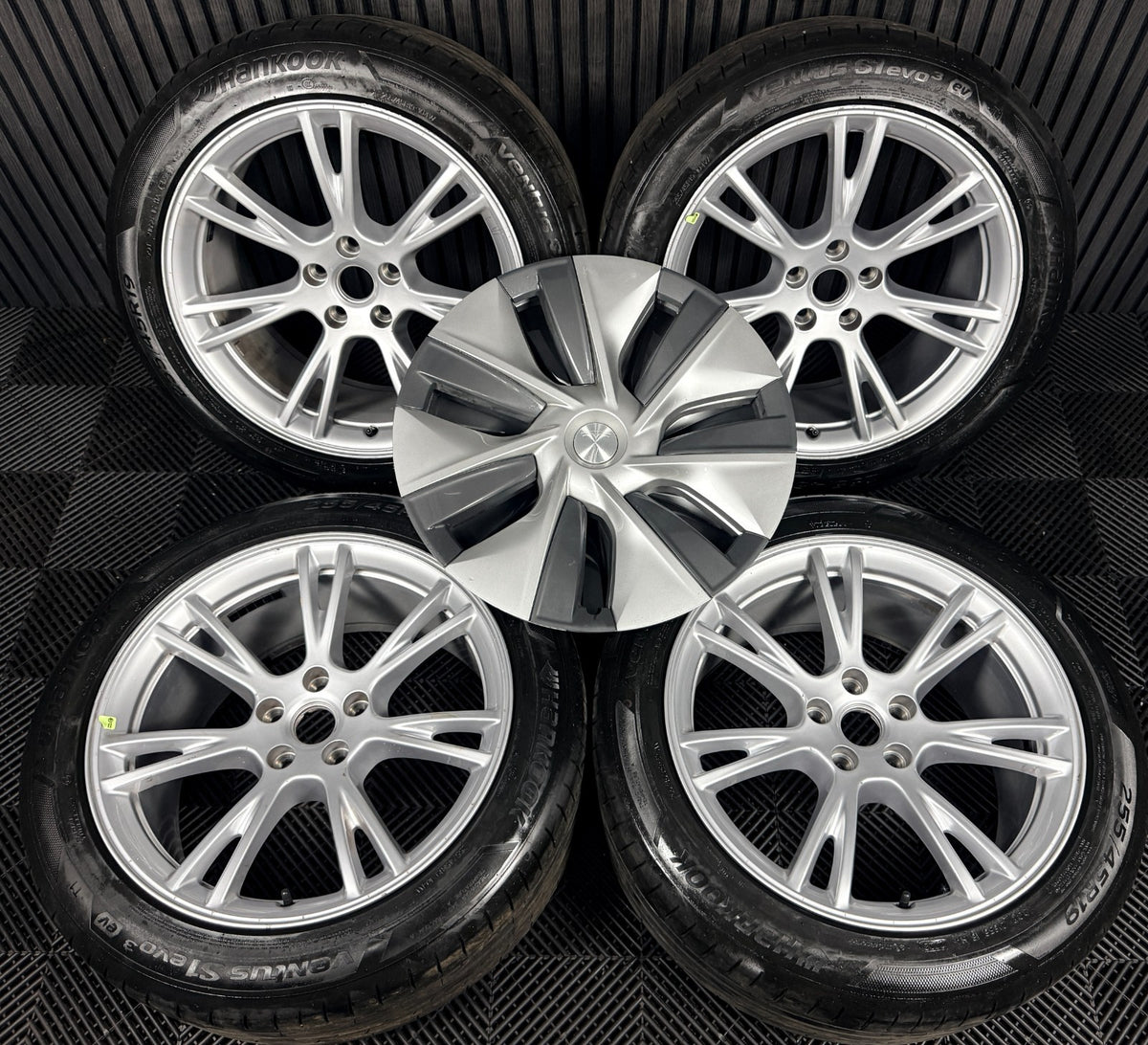 19'' Tesla Model Y Silver With Caps Alloys Wheels 1188222-00-B Genuine