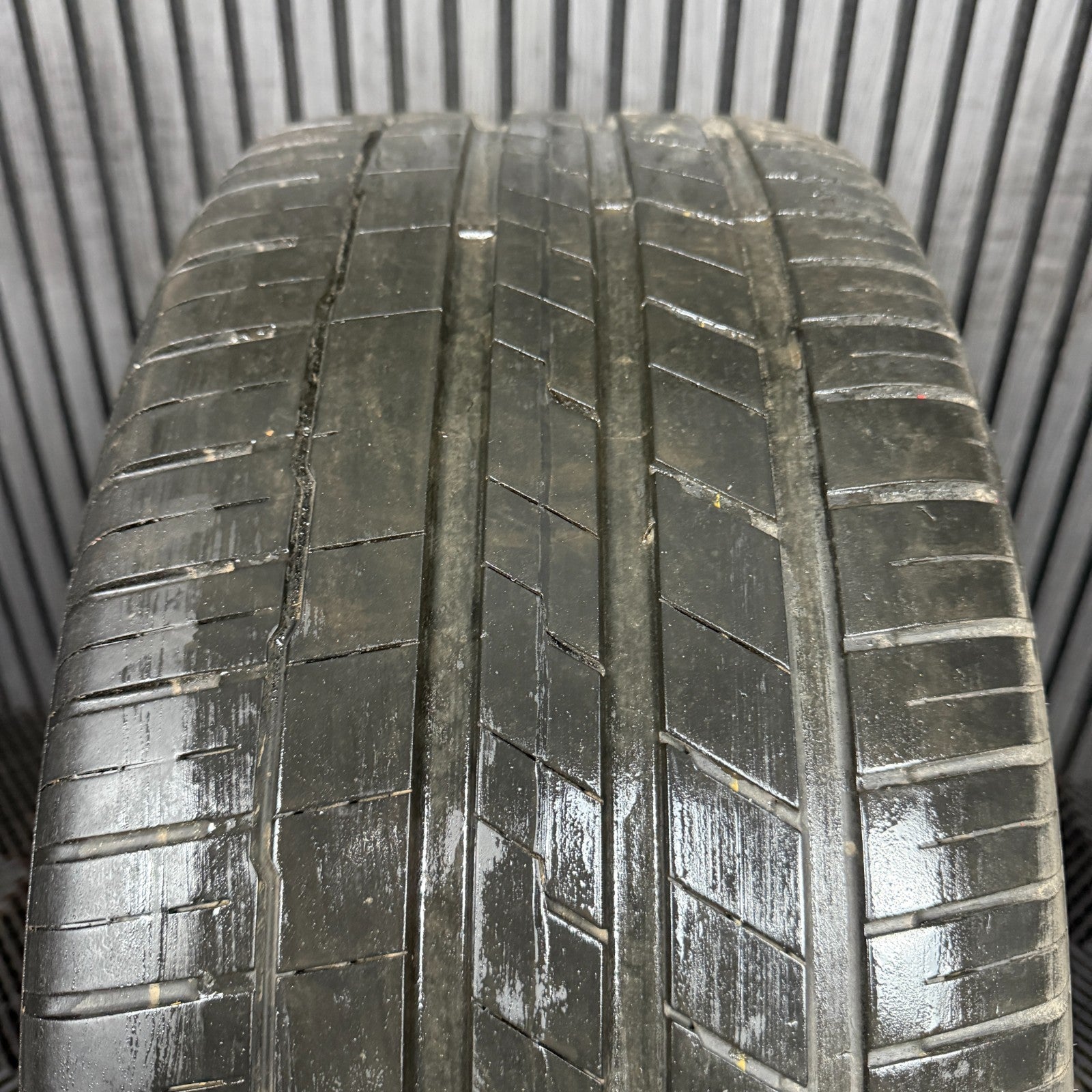 1X 21'' GENUINE VW TIGUAN ESTORIL R BLACK DC ALLOY TYRE WHEEL 5NA601025AK