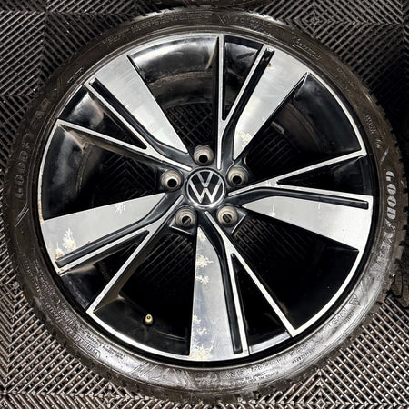 18" VW Golf GTD Mk8 GT GTI Bakersfield Wheels Tyre Alloy 5H0601025J Genuine