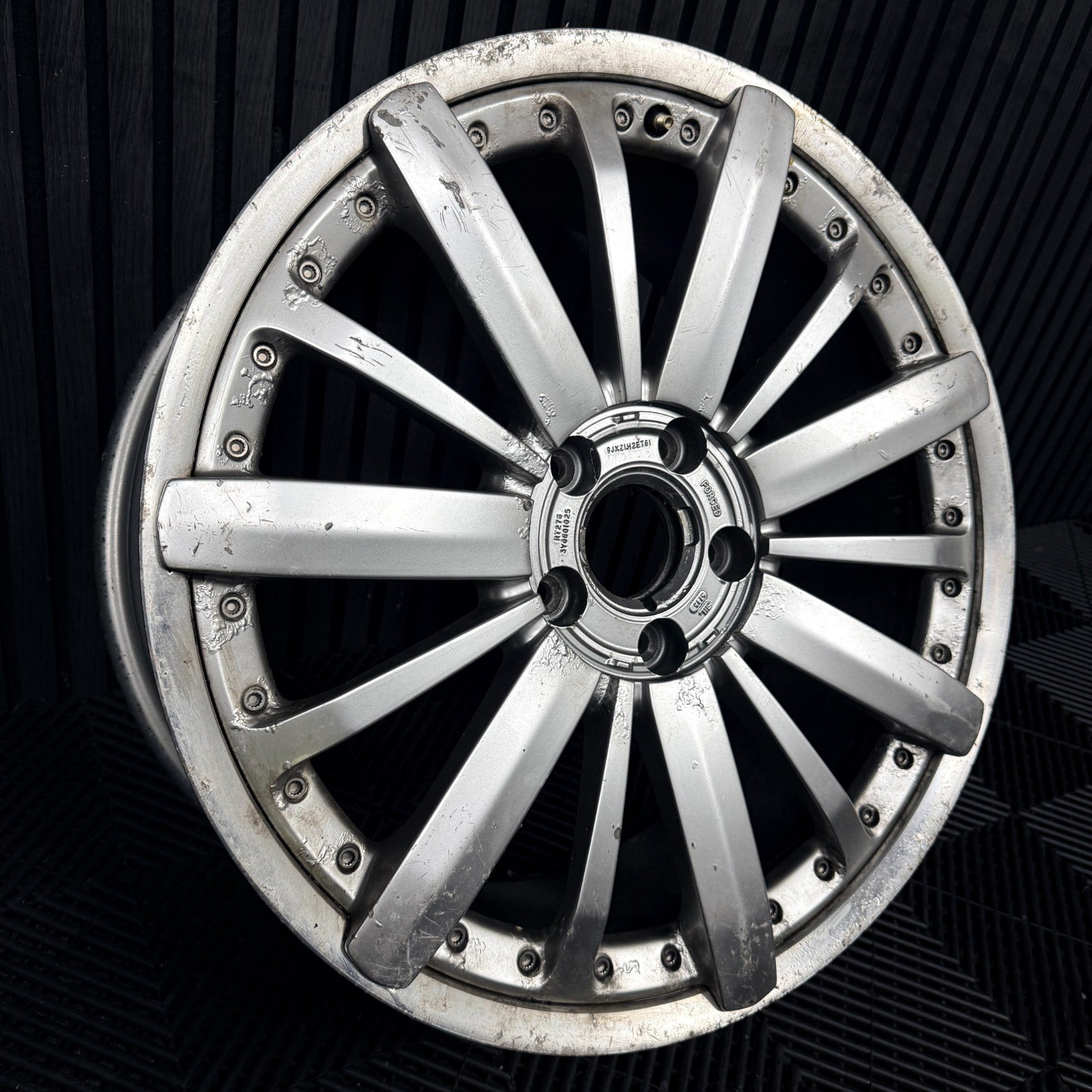 1X 21'' Bentley Mulsanne Alloy Wheel 9J ET61 3Y0601025 2 Piece Genuine