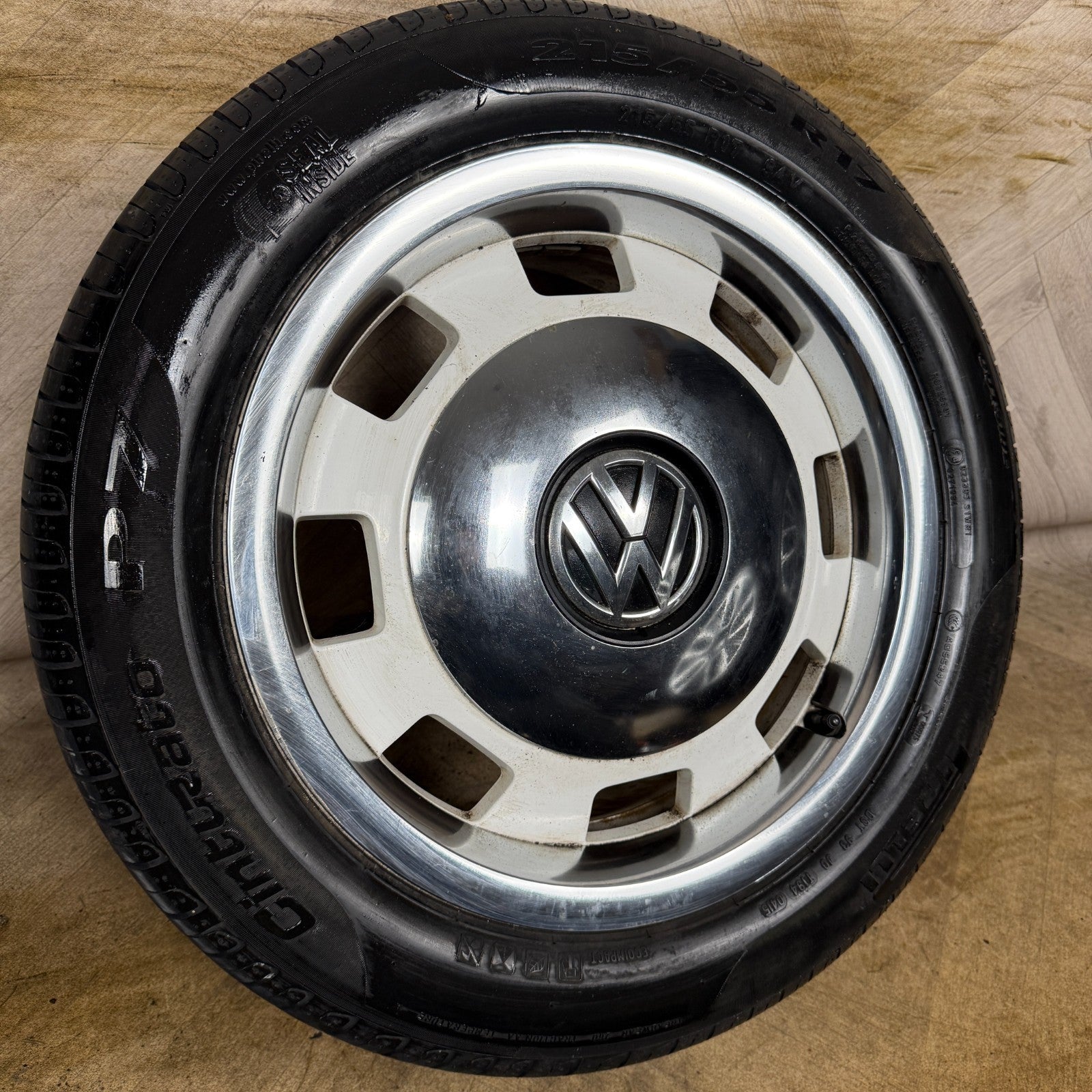 1X 17'' GENUINE VW BEETLE MK3 HERITAGE WHITE ALLOY WHEEL PIRELLI TYRE 5C0601025G