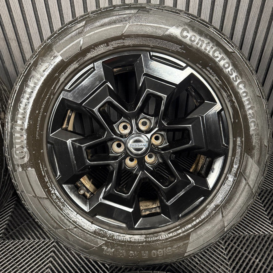 18'' GENUINE NISSAN NAVARA D40 NP300 BLACK ALLOY WHEELS TYRES ALLOYS 5JU3A