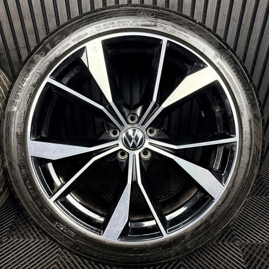 20'' VW Tiguan R Line Misano Alloy Wheels Tyres Alloys 5NA601025AH Genuine
