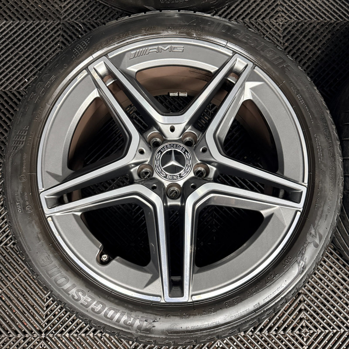 18'' Mercedes Amg A Class Cla B Alloy Wheels Tyres Alloys W177 Genuine
