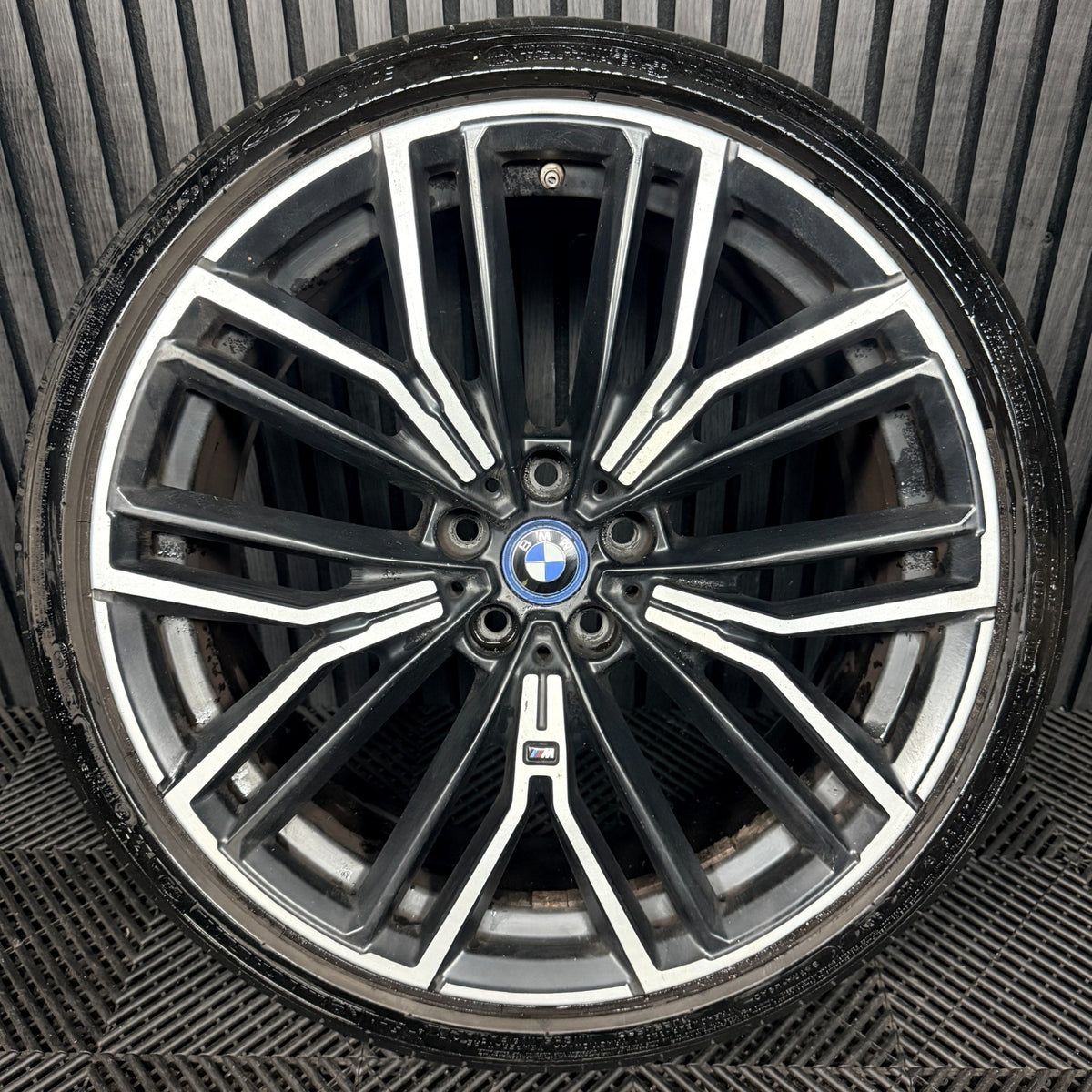 1X 20'' BMW 5 Series 846 M G30 G31 Sport Alloy Wheel Front 8747236 Genuine