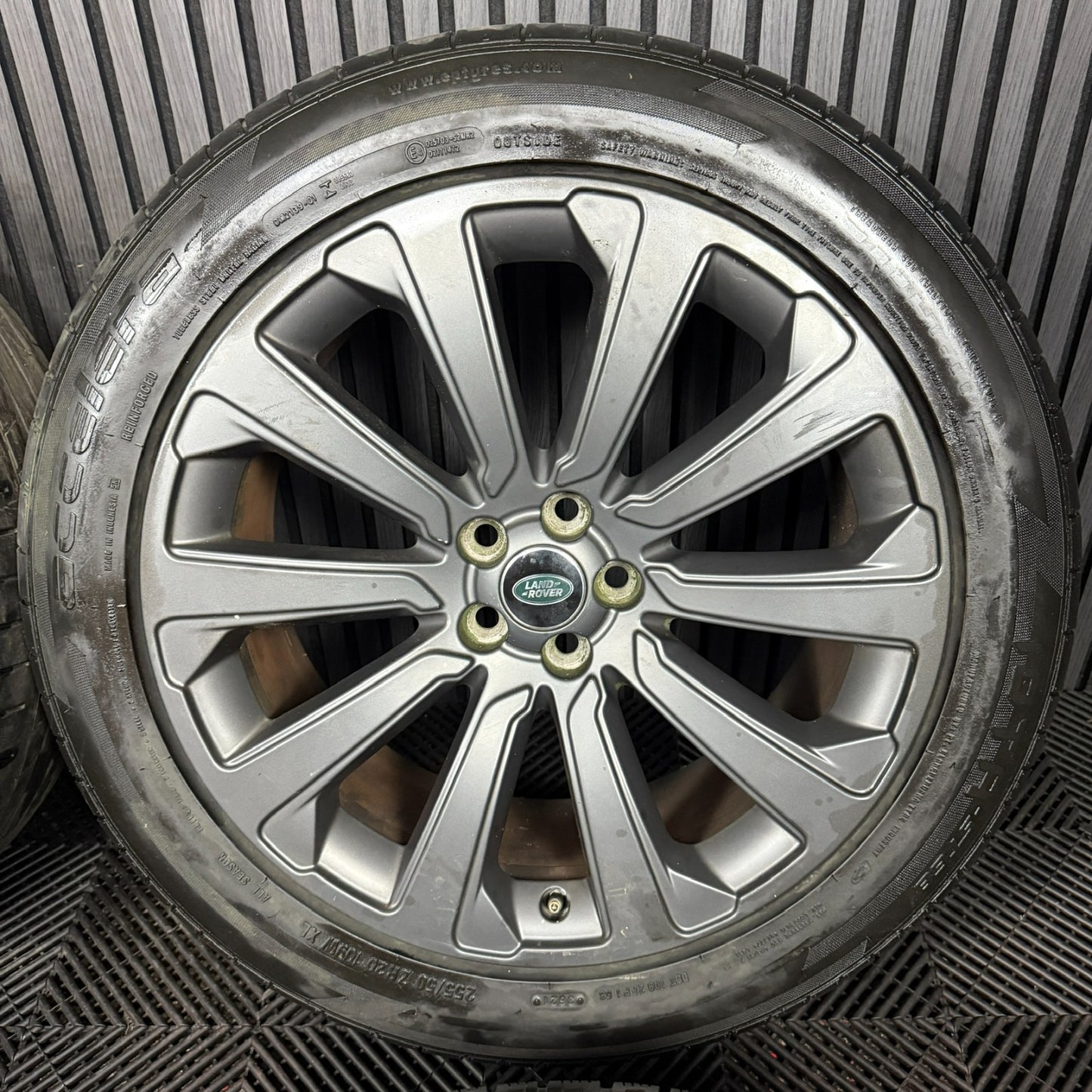 20'' GENUINE RANGE ROVER VELAR MULTISPOKE MATT GREY LAND ALLOY WHEELS TYRES