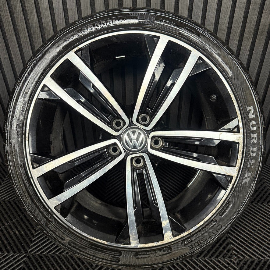 1X 18'' GENUINE VW GOLF GTD SEVILLE GT GTI MK7 ALLOY WHEEL TYRE 5G0601025CM