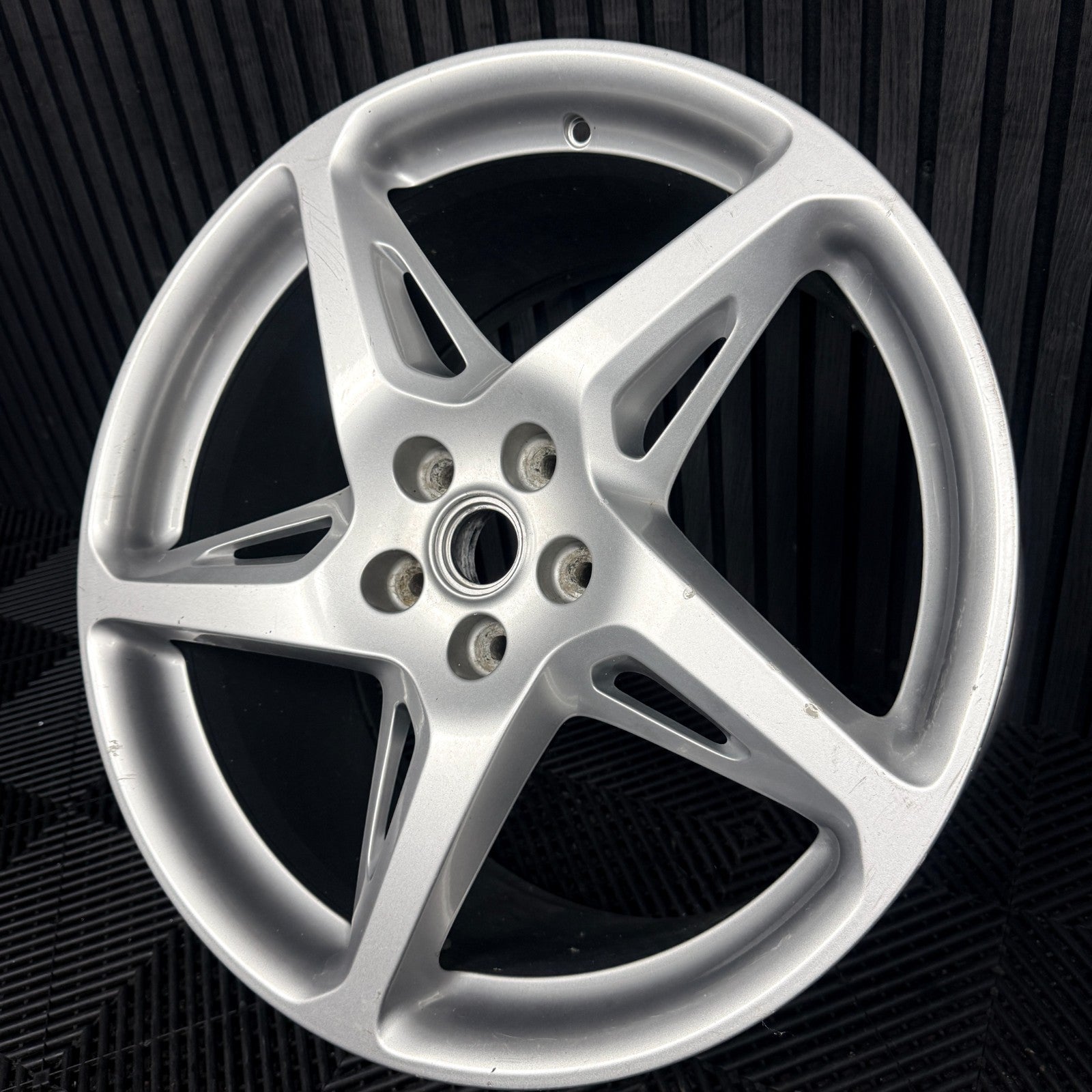 1X 20'' Ferrari 458 Italia Spider Alloy Wheel 5 Spoke Rear 282333 282335 Genuine