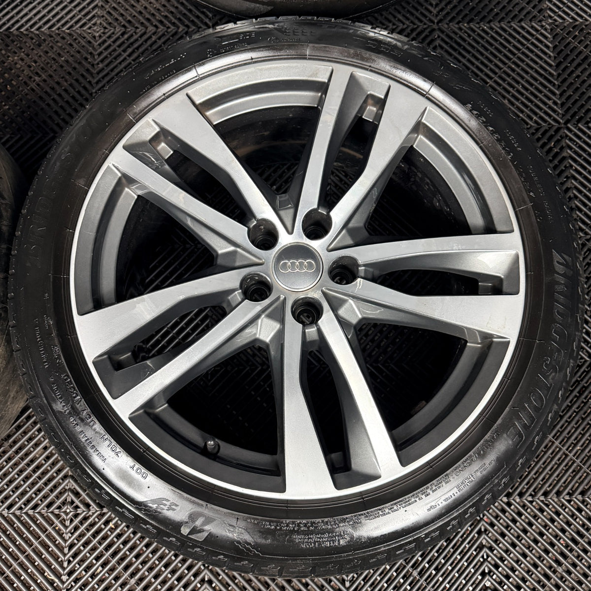 19'' Audi A6 C8 S Line 5 Double Spoke Alloy Wheels Tyres 4K0601025H Genuine