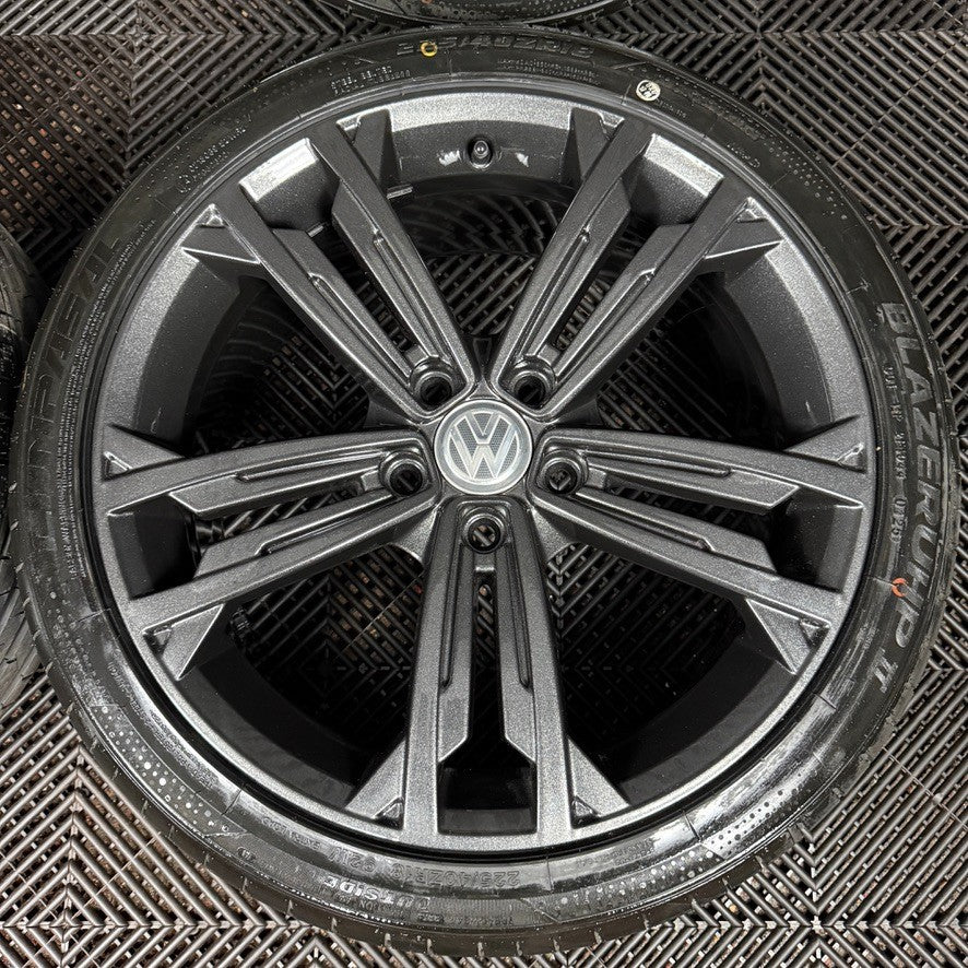 18" GENUINE VW GOLF SEVILLE GREY GTD GT MK7 ALLOY WHEEL TYRES 5G0601025CM