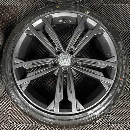 18" GENUINE VW GOLF SEVILLE GREY GTD GT MK7 ALLOY WHEEL TYRES 5G0601025CM